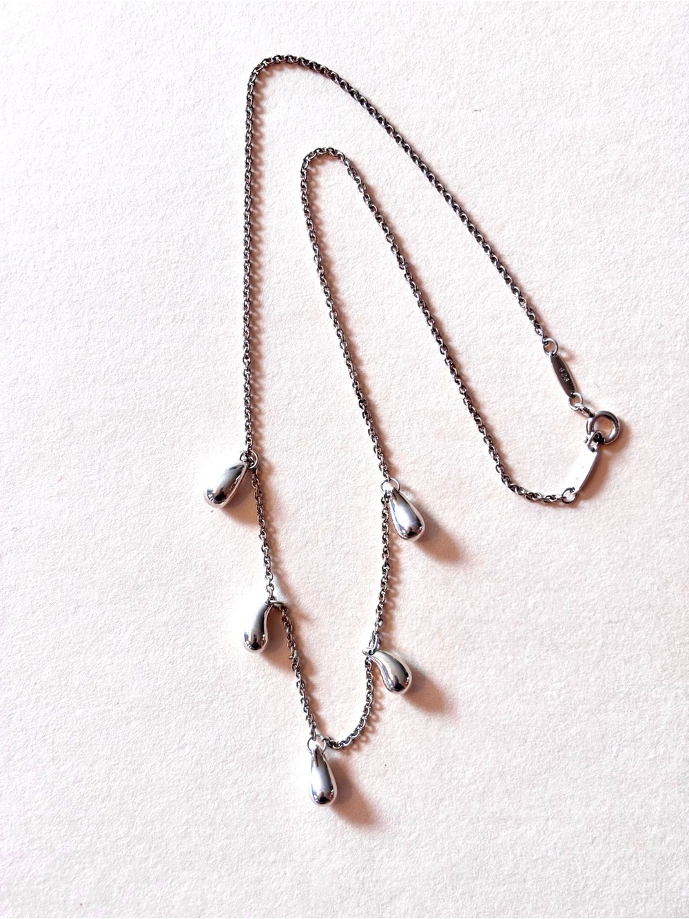 Tiffany & Co. Elsa Peretti 5 Tear Drop 925 Sterling Silver Necklace 16"